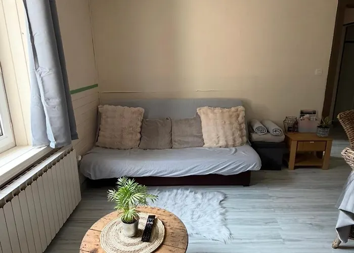 La Vanne Confortable Et Equipe Apartmán