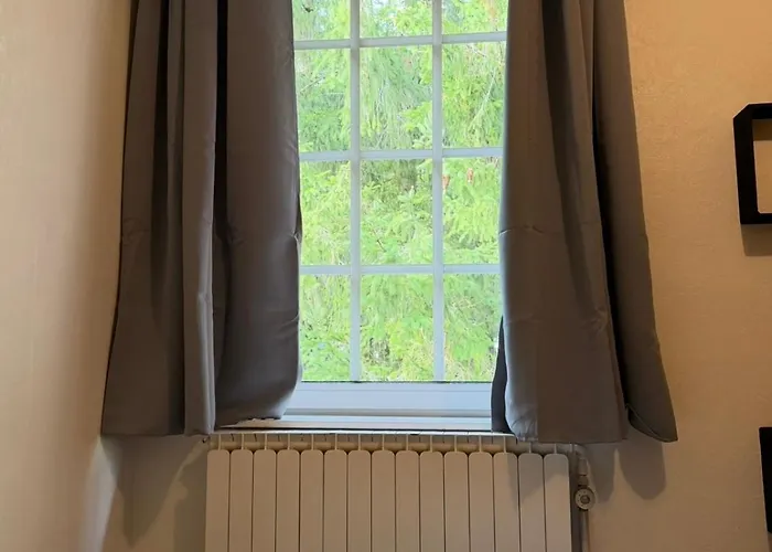 La Vanne Confortable Et Equipe Apartmán